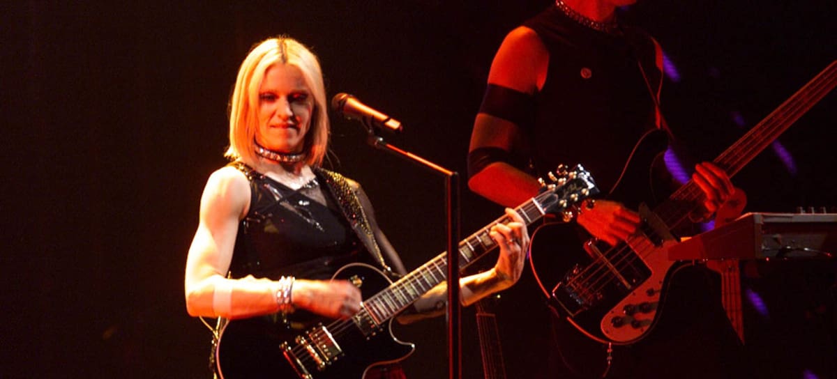 Madonna, en el Palau Sant Jordi de Barcelona, el 9 de junio de 2001.