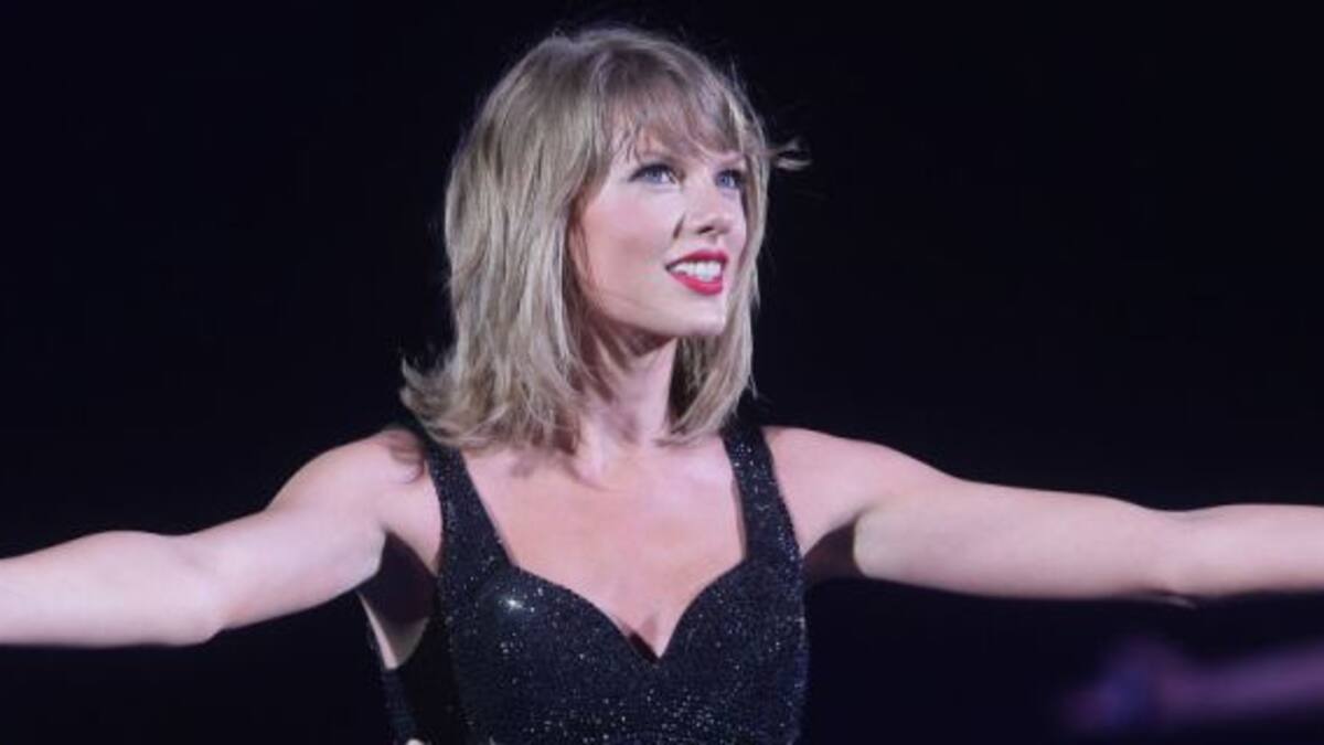 Taylor Swift declara su amor en pleno show