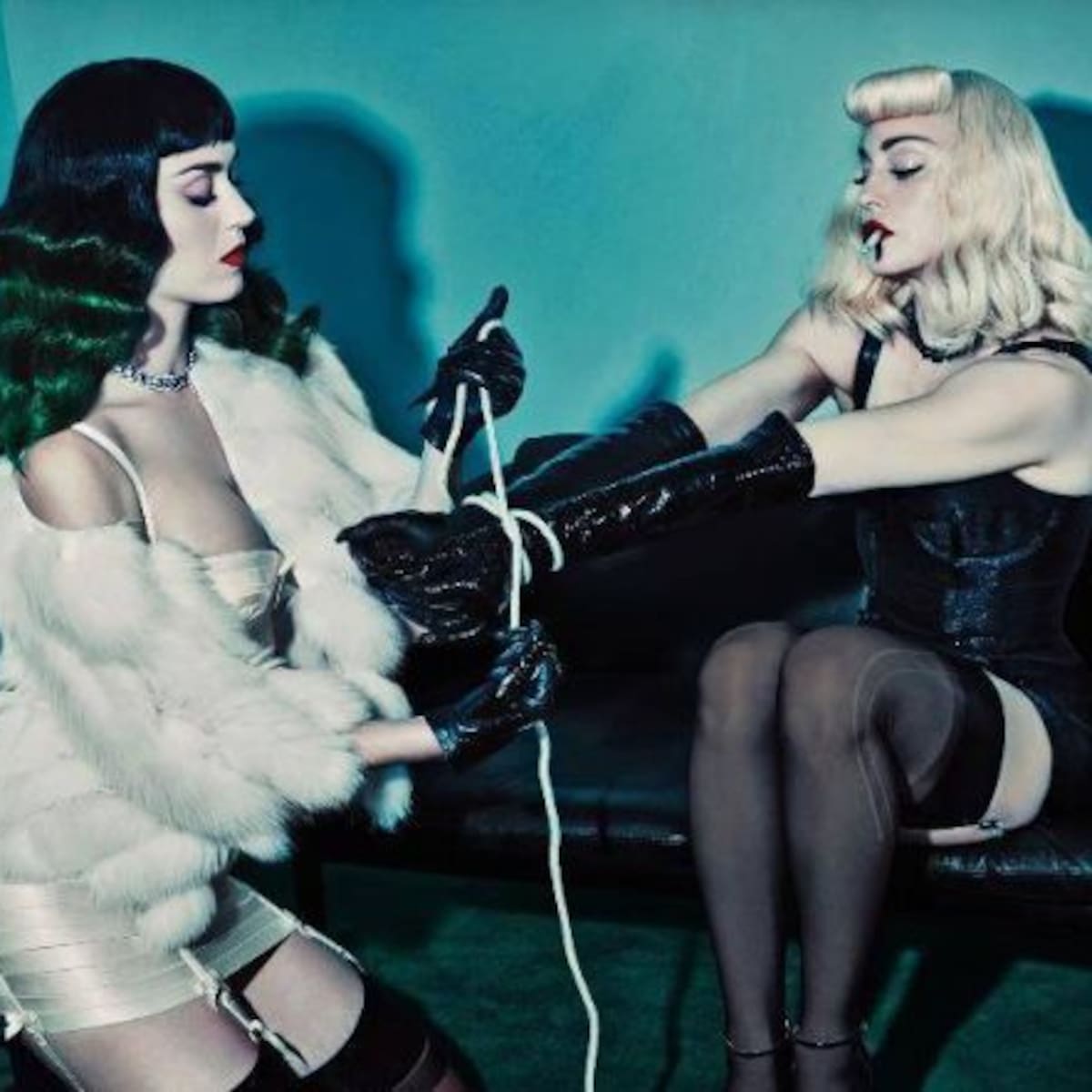 El sensual baile de Madonna y Katy Perry