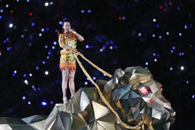 Katy Perry en el medio tiempo de la Super Bowl de 2015