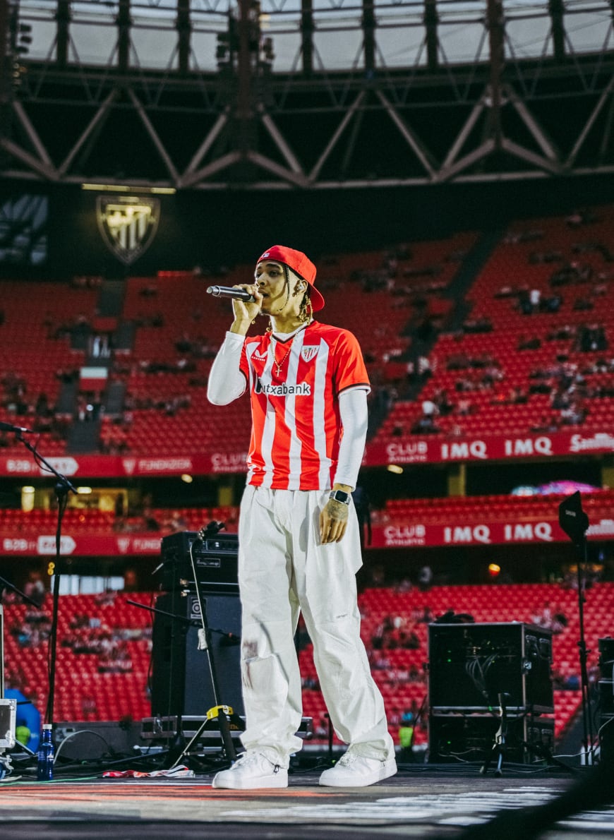 Nickzzy actuando en San Mamés