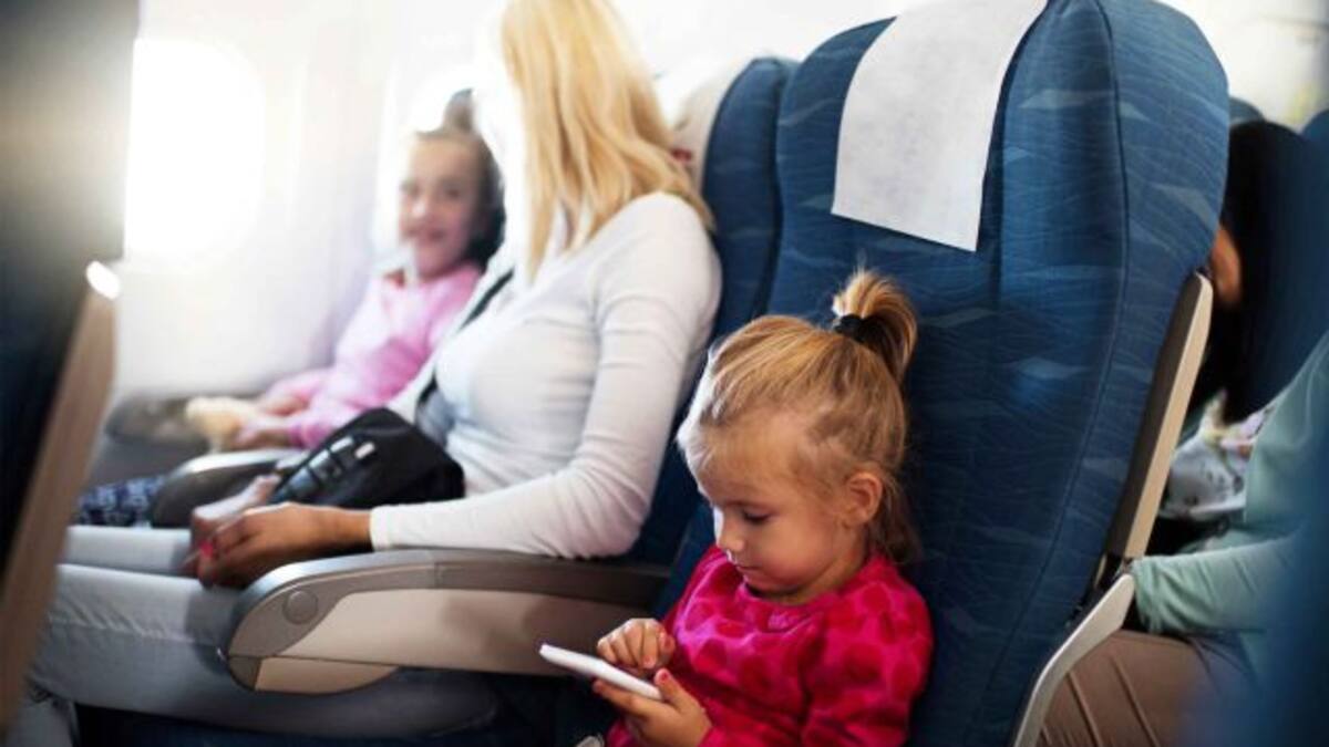 Niño lloró, corrió y pegó gritos endemoniados durante un vuelo de 8 horas