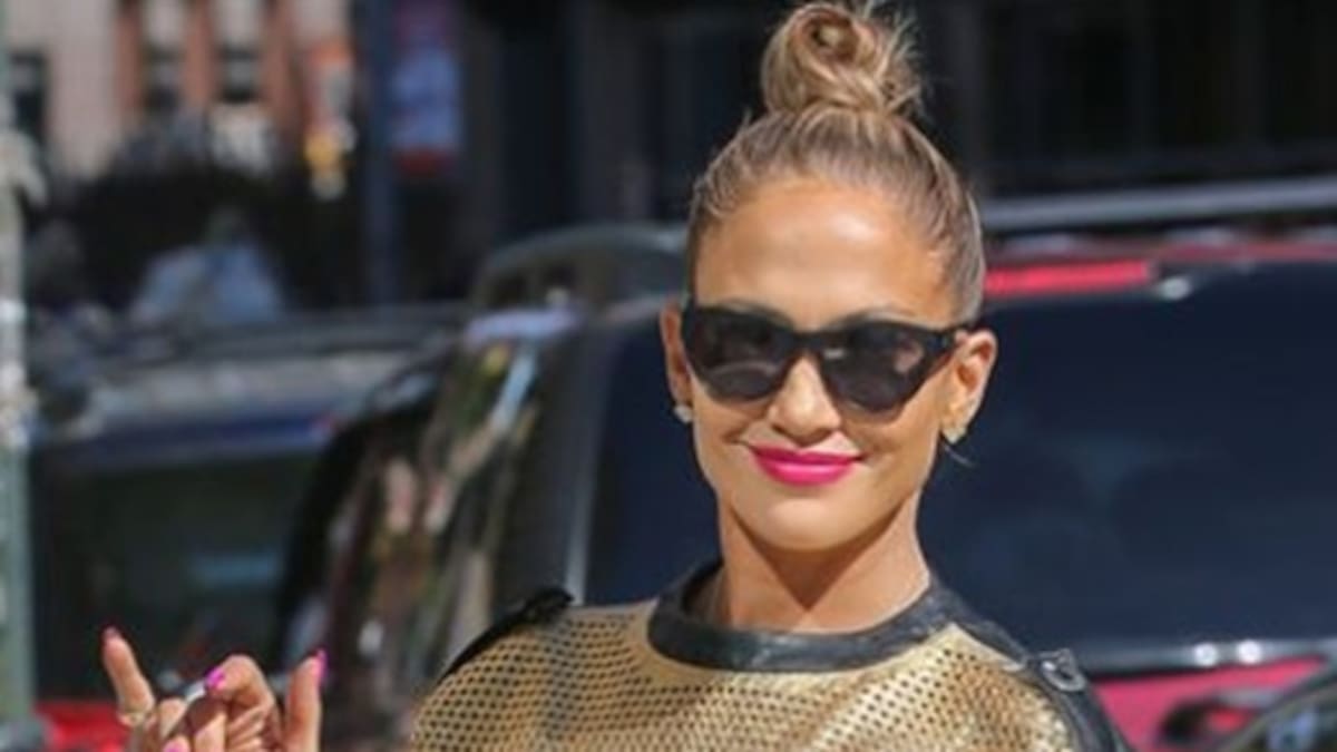Jennifer Lopez se sumó al reto del balde de agua helada