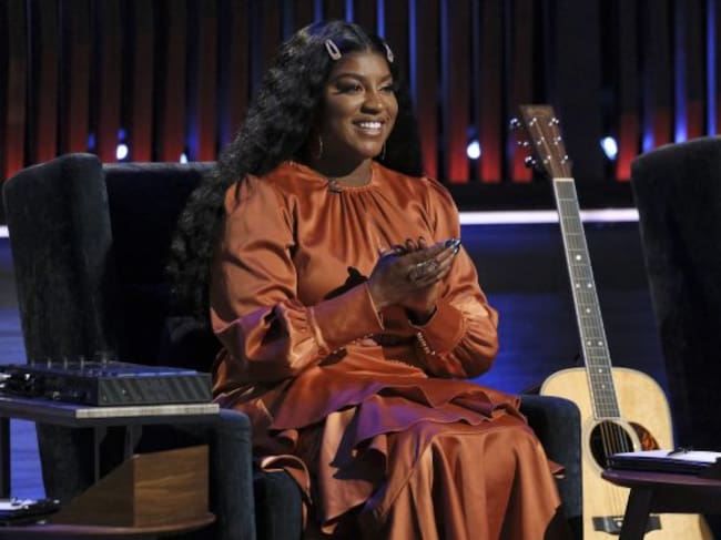 La cantante Ester Dean, en un episodio de 'Boyz II Men'