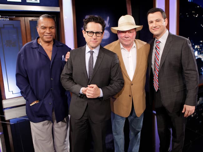 Huey P. Williams (a la izquierda) en 'El show de Jimmy Kimmel'.