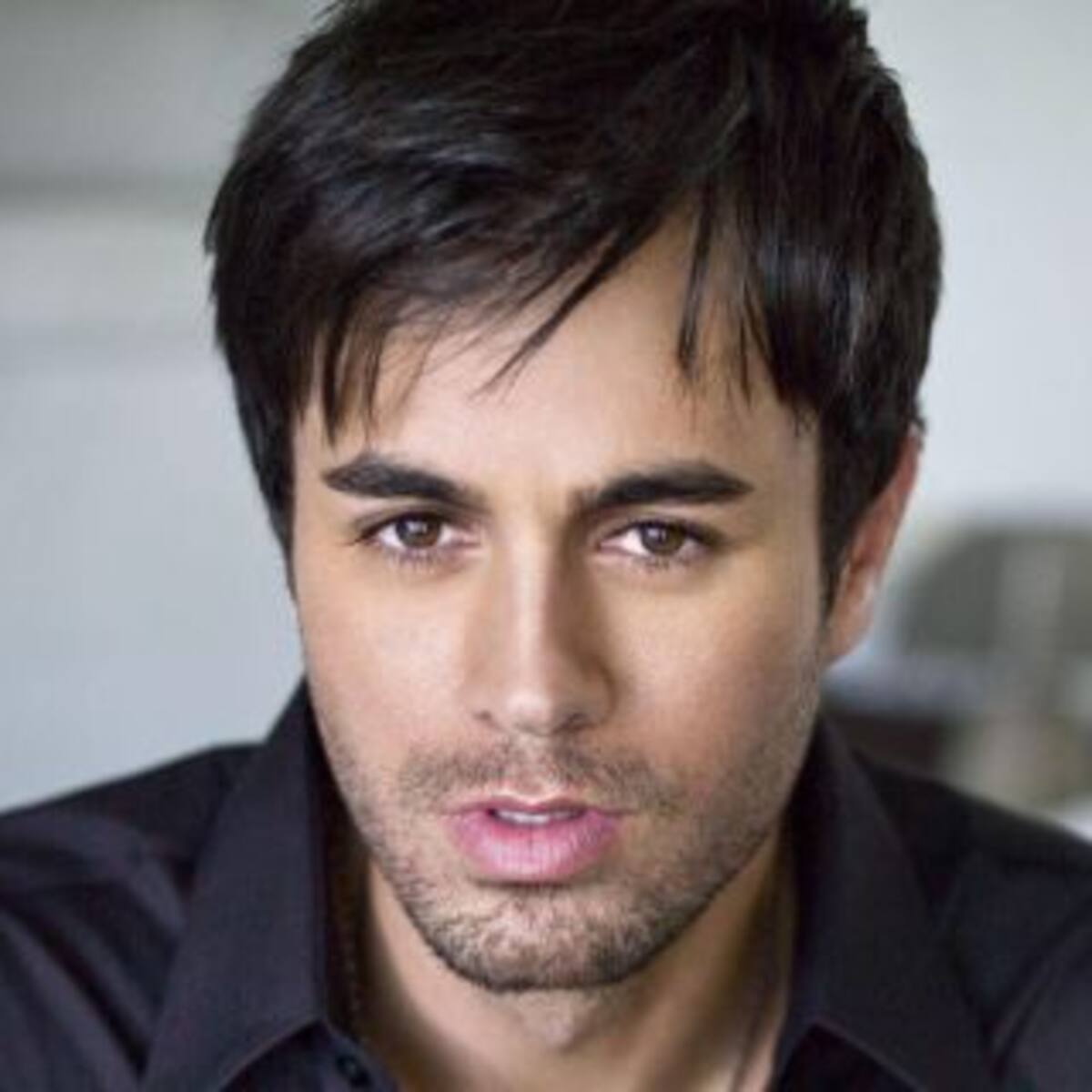 El accidente en vivo de Enrique Iglesias