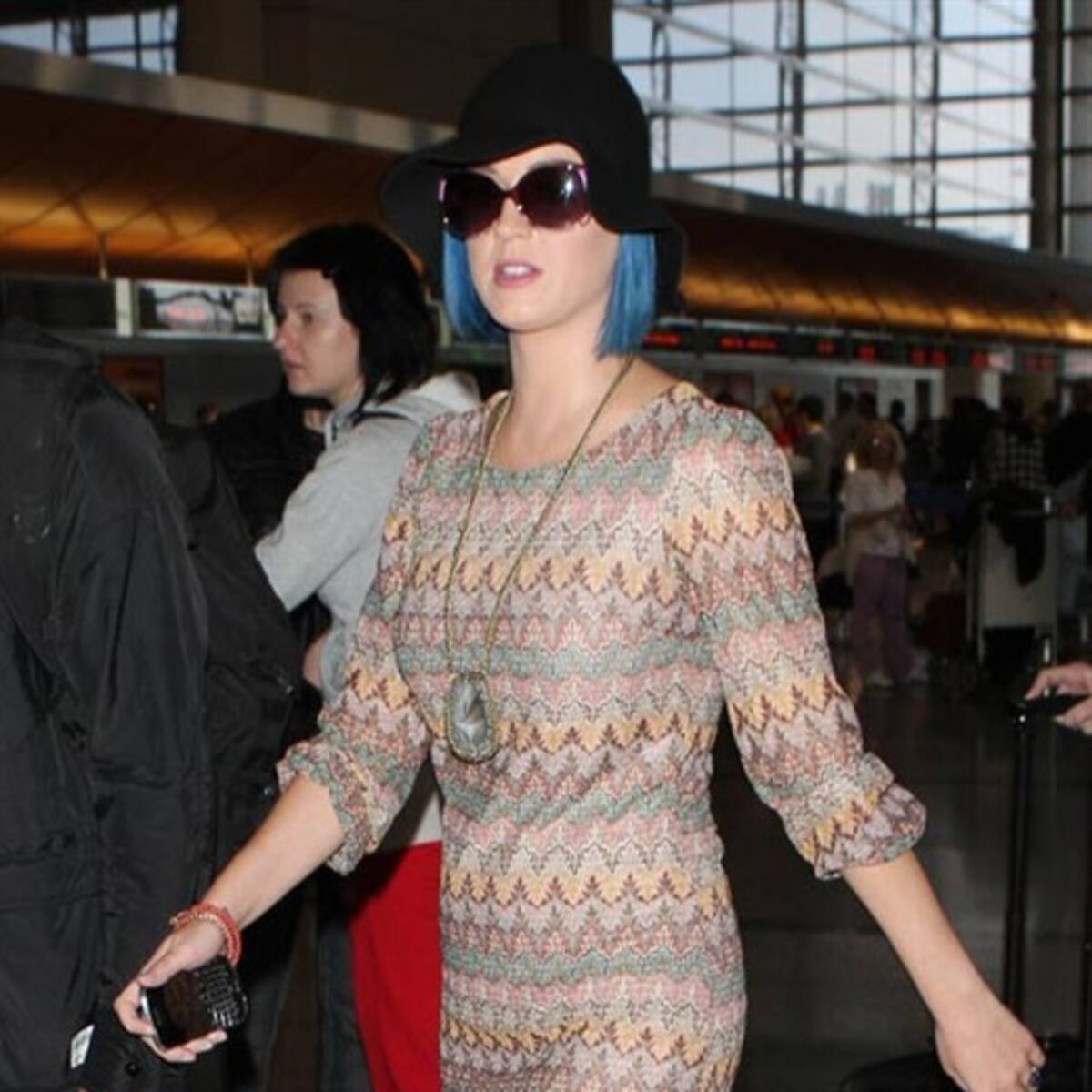 Katy Perry baja un cambio