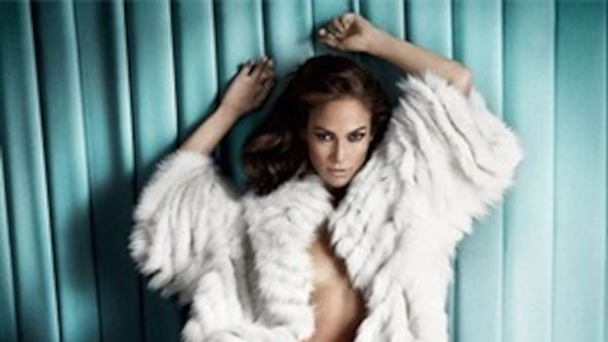 J-Lo celebra su divorcio desnudándose