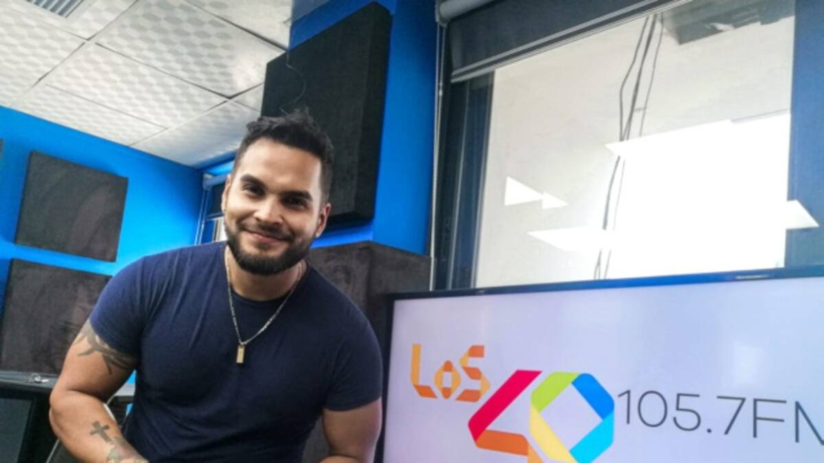 ¡Ian nos tra más música!