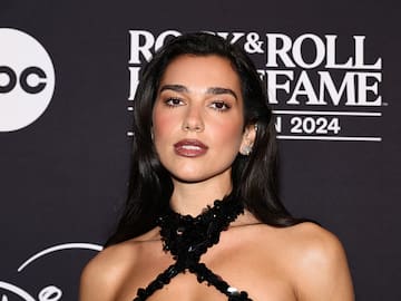 Dua Lipa anuncia el lanzamiento de un nuevo álbum "en vivo" junto a una orquesta: "Podréis escuchar mis canciones de otra forma"