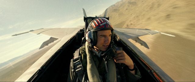 Tom Cruise volando en &#039;Top Gun Maverick&#039;.