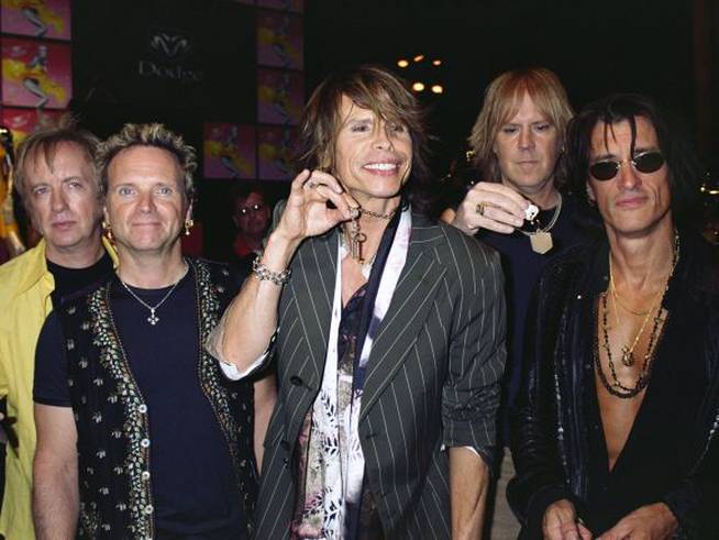 Steven Tyler y el resto de miembros de Aerosmith, en el año 2000.